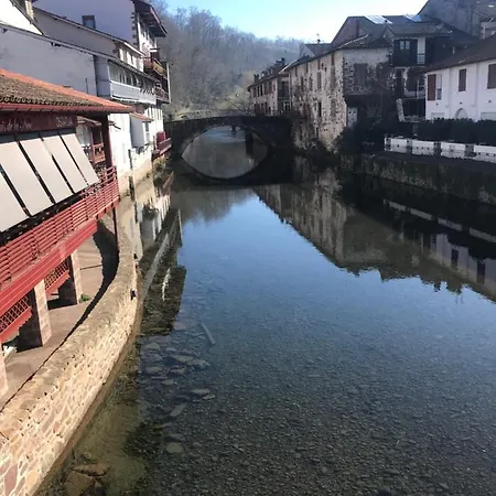 Cosy 4 Pers A 200 M Et Commerce La Cabane64 *