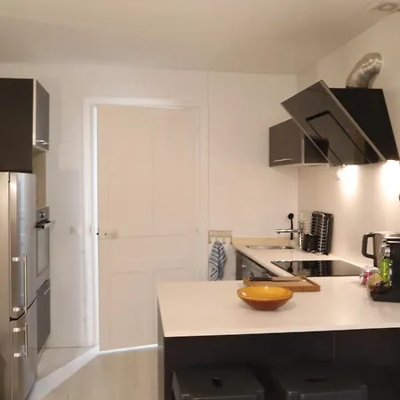 Apartamento Cosy 4 Pers A 200 M Et Commerce La Cabane64