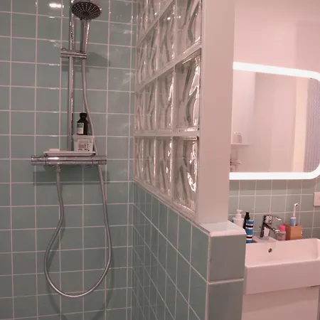 Apartamento Cosy 4 Pers A 200 M Et Commerce La Cabane64