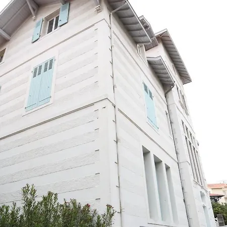 Apartamento Cosy 4 Pers A 200 M Et Commerce La Cabane64