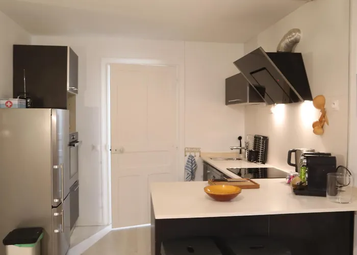 Lejlighed Cosy 4 Pers A 200 M Et Commerce La Cabane64