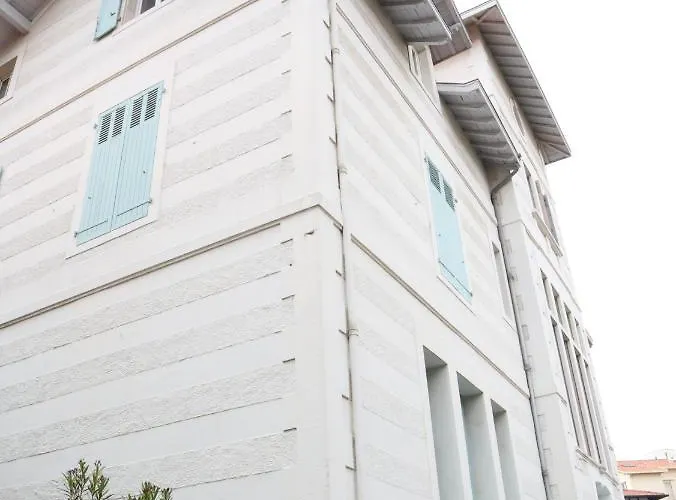 Lejlighed Cosy 4 Pers A 200 M Et Commerce La Cabane64